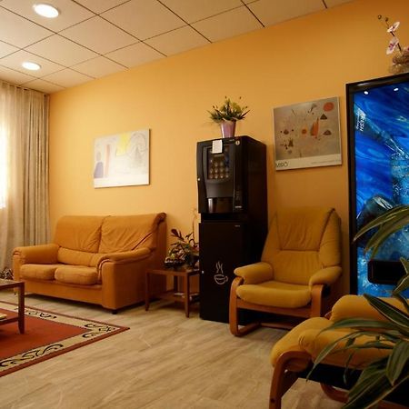 Hotel Mont-Roig Mont-roig del Camp Bagian luar foto
